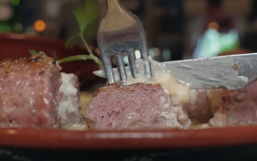 Leskovački roštilj punjen sirom